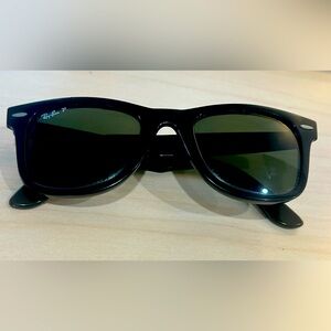 Ray-Ban Wayfarer Sunglasses